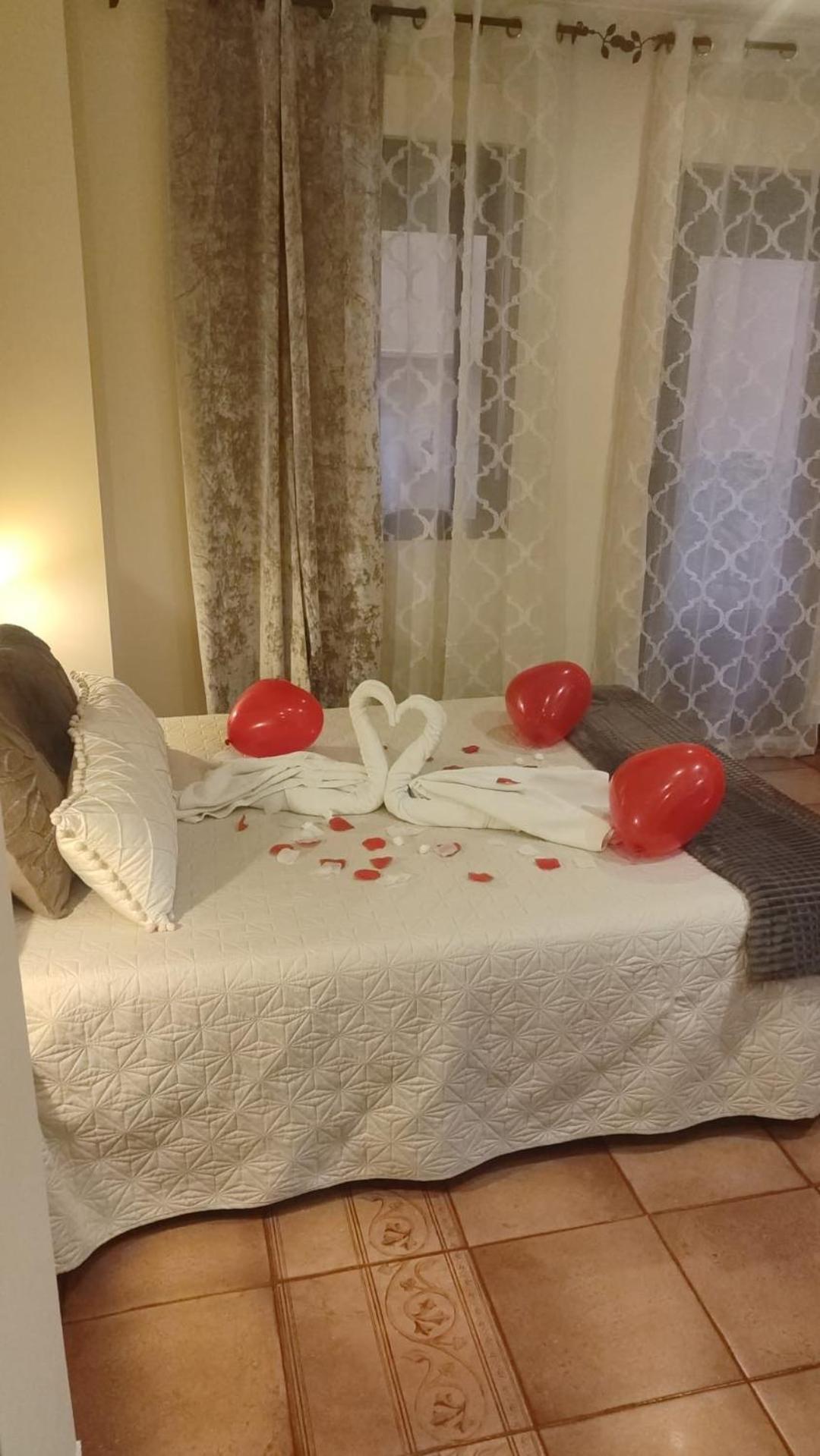 לינארס Hotel Baviera מראה חיצוני תמונה